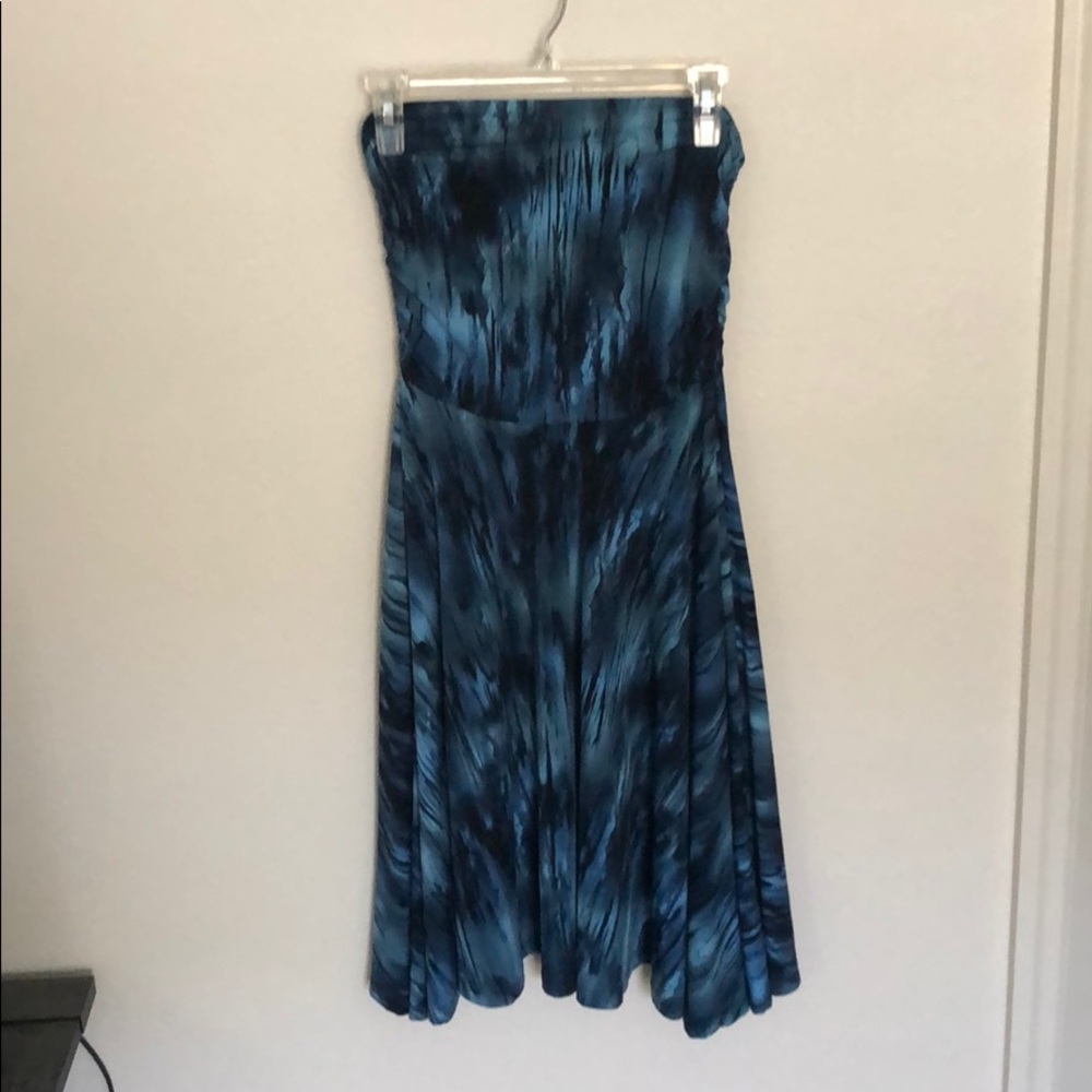 Strapless blue and black dress